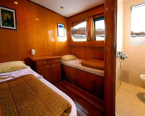 Twin Cabin on M/Y Carlton Motor Yacht in Sharm el Sheikh Egypt